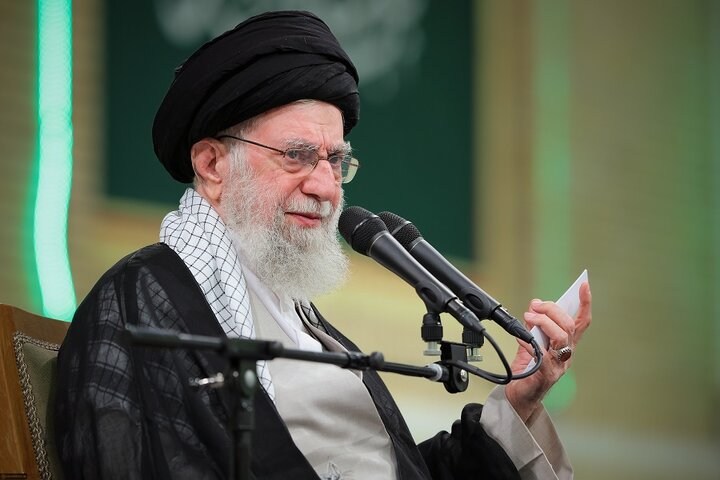 دیدار معلمان با رهبر انقلاب