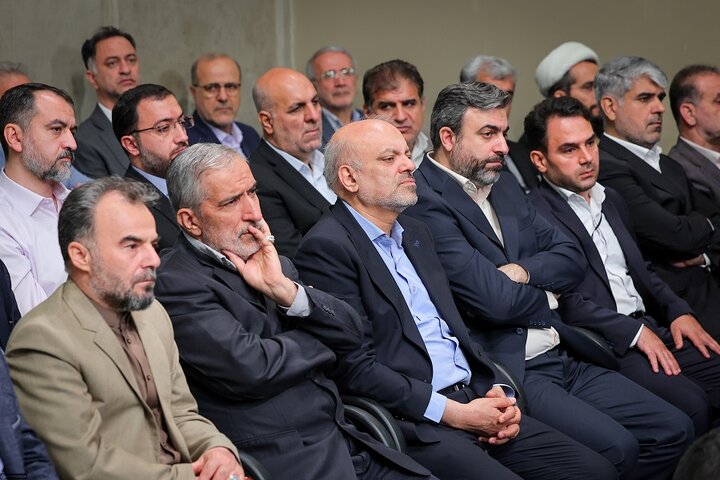 دیدار معلمان با رهبر انقلاب