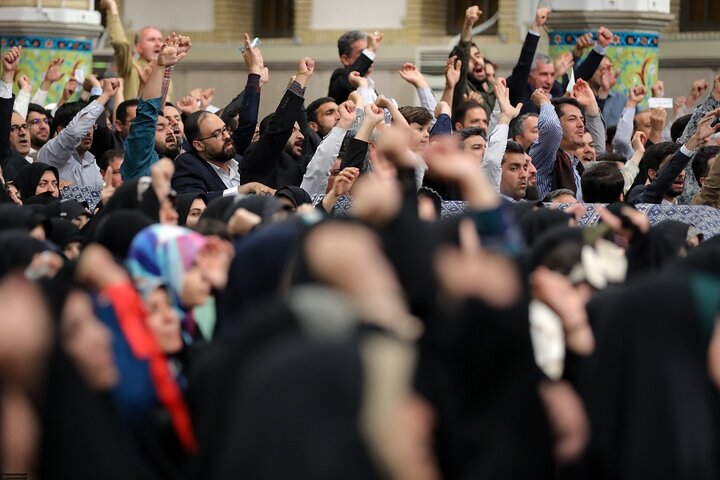 دیدار معلمان با رهبر انقلاب