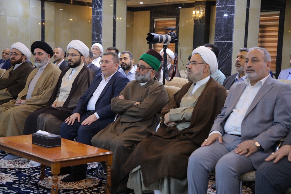 آية الله العظمى جوادي الآملي: أهل البيت (ع) هم القرآن الناطق والمهيمنون على الأنبياء السابقين