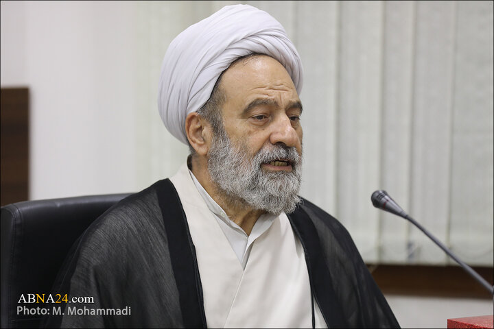 گزارش تصوریری | دیدار جمعی از نمایندگان طلاب استان گیلان با آیت‌الله رمضانی