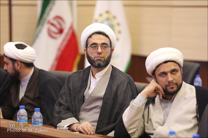 Photos: Session of ABWA's clerics on Charter of "Leading and Outstanding Field"