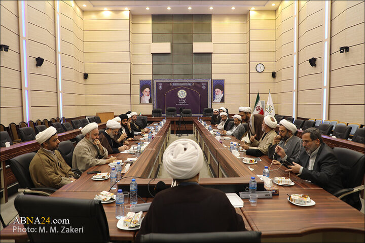 Photos: Session of ABWA's clerics on Charter of "Leading and Outstanding Field"