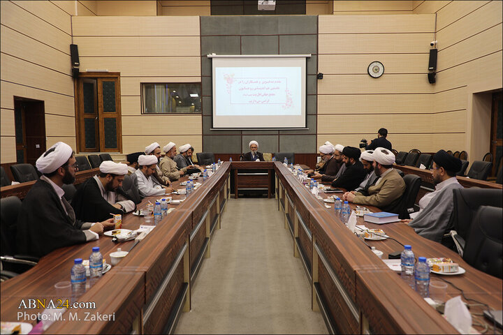 Photos: Session of ABWA's clerics on Charter of "Leading and Outstanding Field"