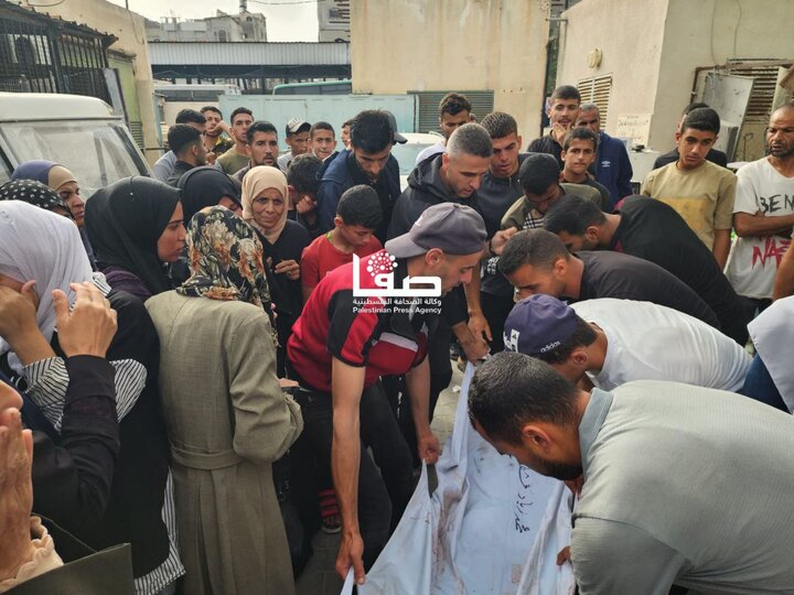تشييع عشرات الشهداء ارتقوا بمجازر العدو في خانيونس جنوبي قطاع غزة