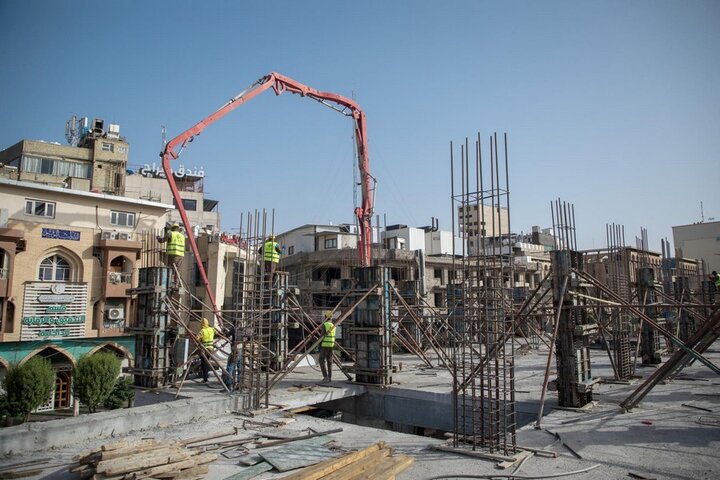 إنهاء أعمال صب الأعمدة الخرسانية لمشروع صحن أم البنين (عليها السلام)