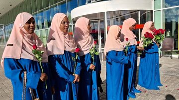 Balozi wa Iran Nchini Tanzania awapokea Wasomaji Bingwa wa Qur'an kutoka Nchini Iran katika Uwanja wa Ndege Jijini Dar-es-salaam - Tanzania+ Picha
