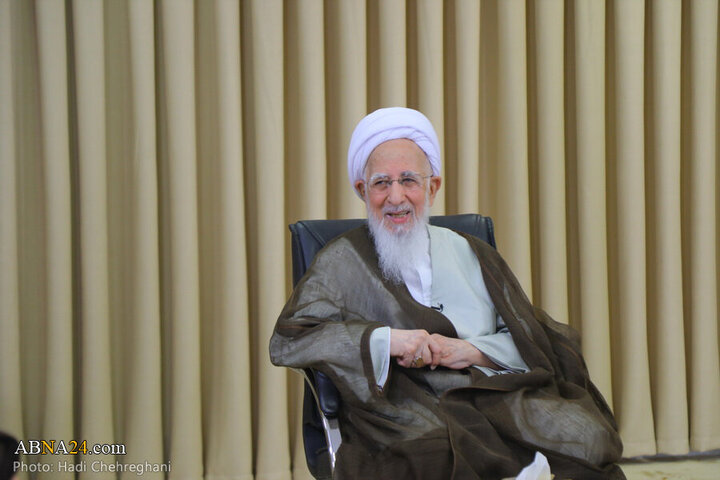 Photos: Ayatollah Sistani's representative in Iran meets with Ayatollah Javadi Amoli