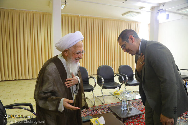 Photos: Ayatollah Sistani's representative in Iran meets with Ayatollah Javadi Amoli