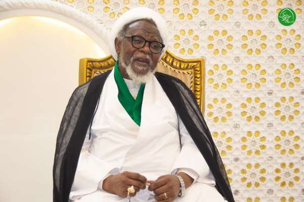 Sheikh Zakzaky addresses a group of poets of Islamic Movement