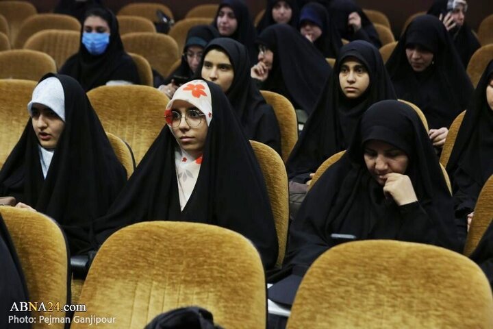 Photos: First anniversary of Martyrs of Service marked at Isfahan University