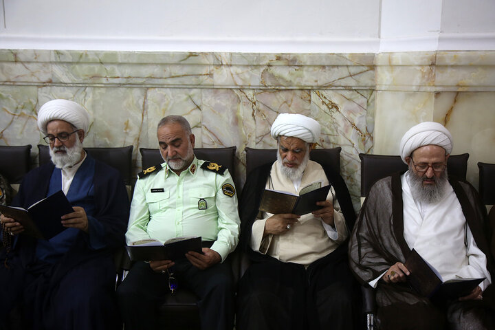 مراسم سالگرد شهادت آیت الله رئیسی در حرم حضرت فاطمه معصومه (س)