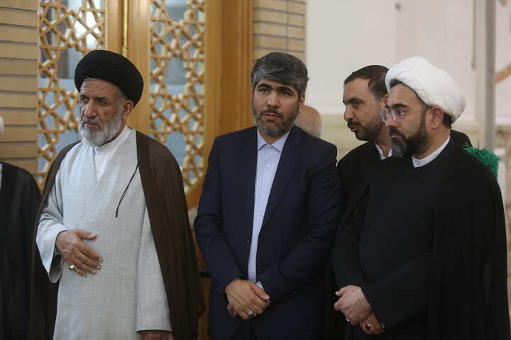 مراسم سالگرد شهادت آیت الله رئیسی در حرم حضرت فاطمه معصومه (س)