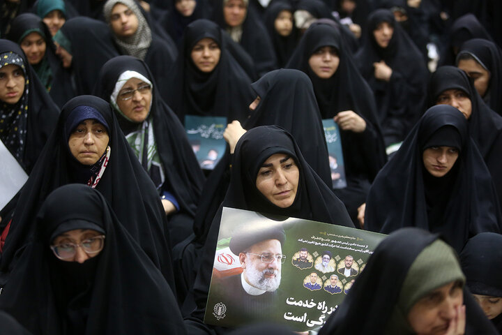 مراسم سالگرد شهادت آیت الله رئیسی در حرم حضرت فاطمه معصومه (س)