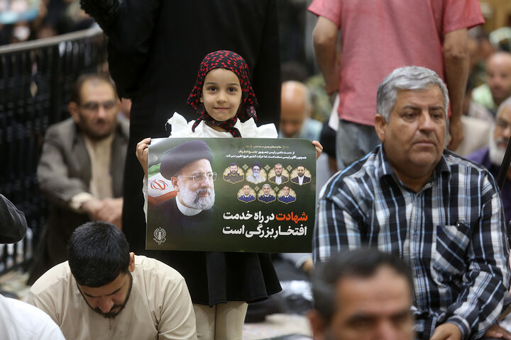 مراسم سالگرد شهادت آیت الله رئیسی در حرم حضرت فاطمه معصومه (س)