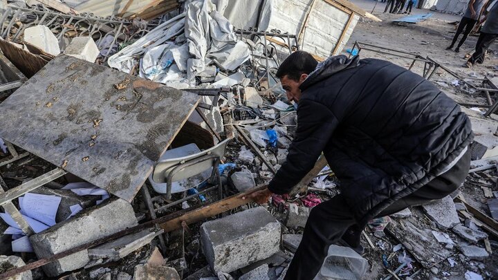 Photos: Zionist military attack on Nasser Hospital in Khan Yunis