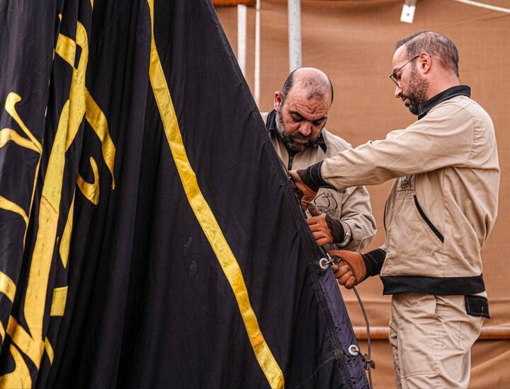 العتبة الكاظمية المقدسة تتوشح بالسواد بمناسبة ذكرى استشهاد الإمام الجواد (ع)