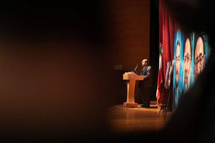 إقامة أمسية تأبينية بمناسبة الذكرى السنوية لاستشهاد السيد إبراهيم رئيسي في النجف الأشرف