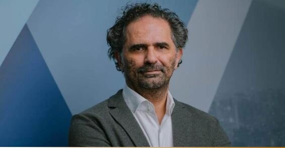 University Professor in Brazil Praises Iran as Key Pillar of West Asia's Resistance