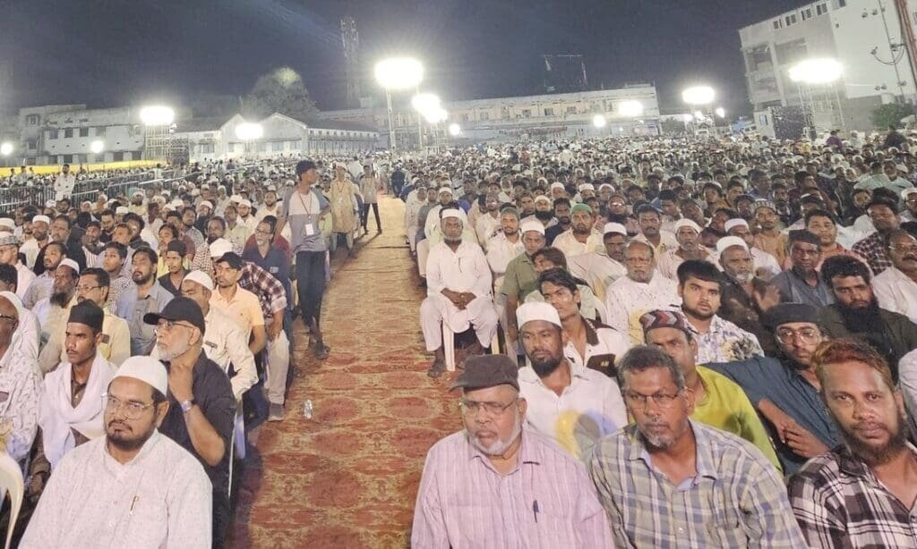 Thousands protest against new Waqf Law in south India