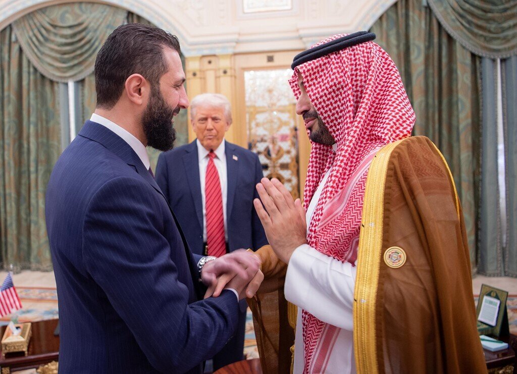 Analysis: Three hidden motives for Bin Salman to mediate Syria sanctions relief