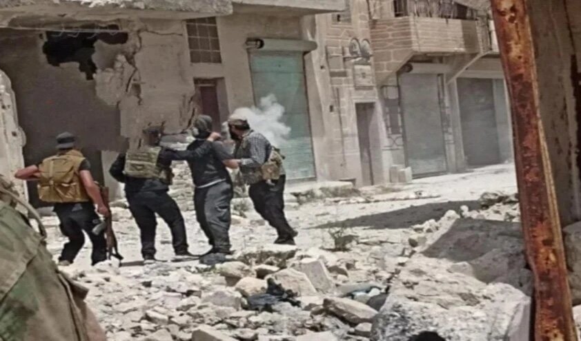 Ang ISIS ay publika nagdeklara ng digmaan laban ka Jolani/Car bomb sumabog sa silangang Syria