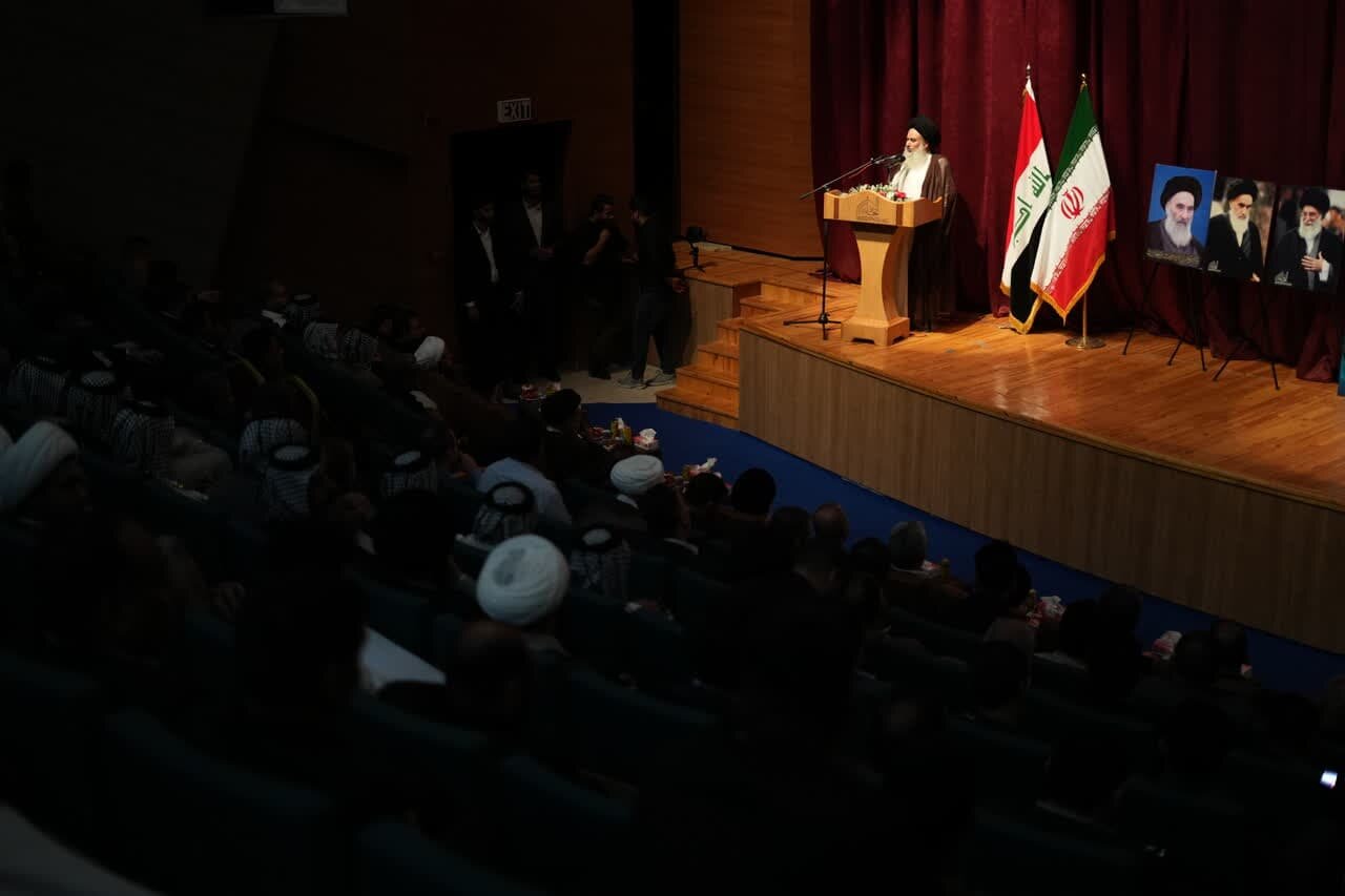 برگزاری مراسم سالگرد شهید رئیسی در نجف اشرف/ رئیسجمهور شهید، تجلی عینی اسلام سیاسی اصیل در برابر انحرافات بود