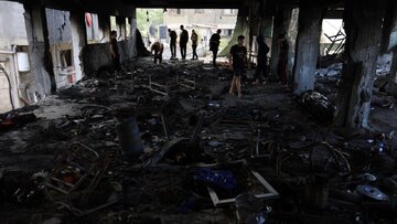 تقرير مصور| طائرات الاحتلال تقصف النازحين في مدرسة "موسى بن نصير" بغزة