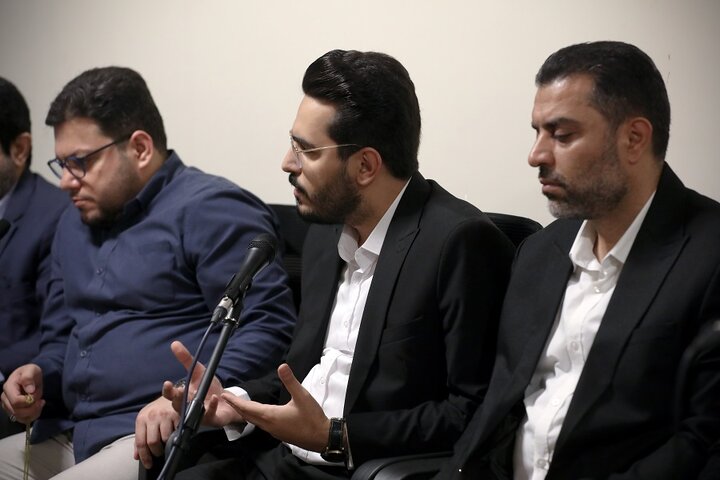 دیدار اعضای کاروان قرآنی نور با نماینده ولی‌‎فقیه در امور حج و زیارت