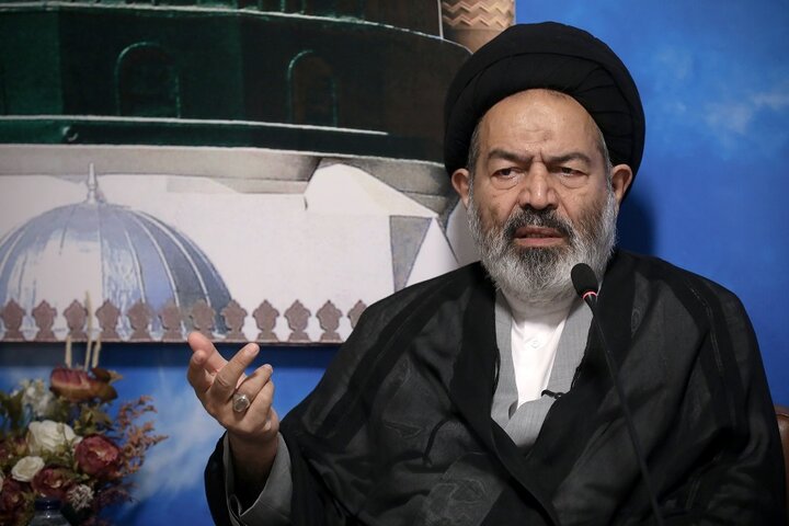 دیدار اعضای کاروان قرآنی نور با نماینده ولی‌‎فقیه در امور حج و زیارت