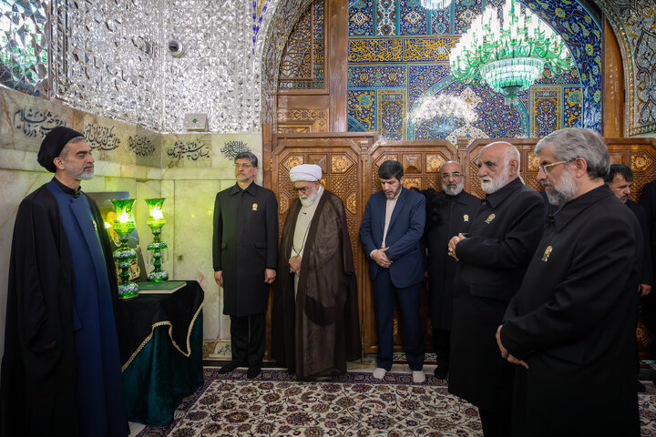 گزارش تصویری | گرامیداشت اولین سالگرد شهادت آیت الله رئیسی در حرم مطهر رضوی
