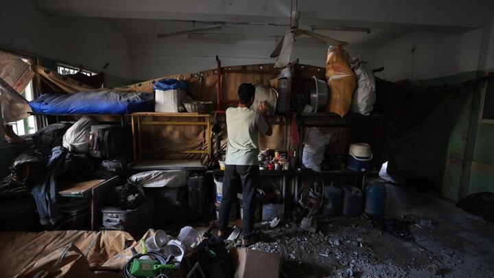 Photos: Zionist forces attack Musa bin Nasir school in Gaza