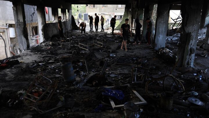 Photos: Zionist forces attack Musa bin Nasir school in Gaza