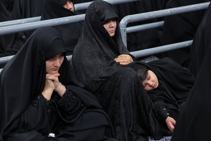 Photos: Imam Khamenei attends first anniversary ceremony honoring Martyr Raisi