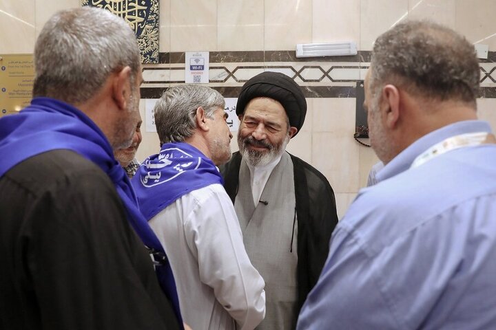 Photos: Representative of Supreme Leader for Hajj and Pilgrimage Affairs visits Iranian pilgrims' hotel