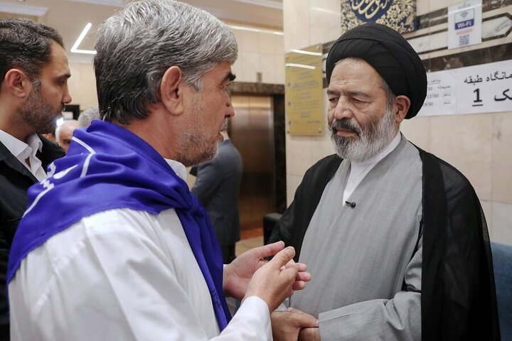 Photos: Representative of Supreme Leader for Hajj and Pilgrimage Affairs visits Iranian pilgrims' hotel
