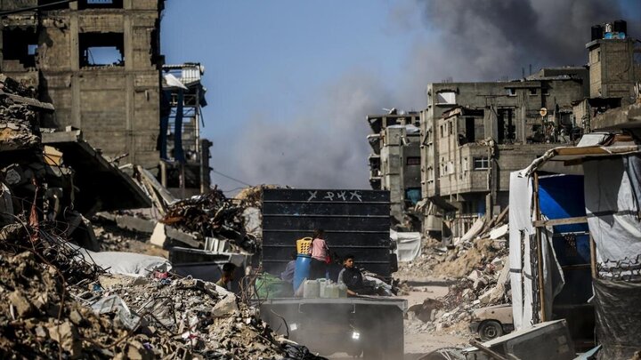 Photos: Palestinians exodus from Jabalia refugee camp