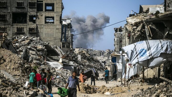 Photos: Palestinians exodus from Jabalia refugee camp