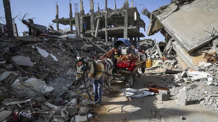Photos: Palestinians exodus from Jabalia refugee camp
