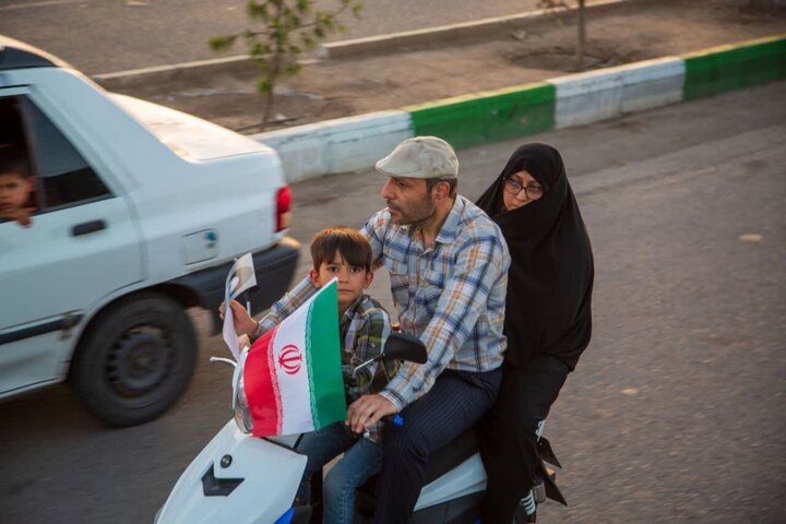 Rapora Wêneyî | Civata Gelê Motorsewaran a Qomê li hev demê bi yekemîn salvegera şehîdên xizmetê