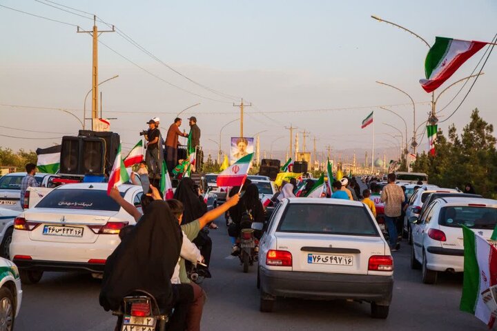 Rapora Wêneyî | Civata Gelê Motorsewaran a Qomê li hev demê bi yekemîn salvegera şehîdên xizmetê