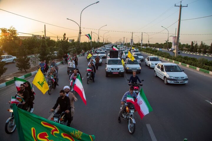 Rapora Wêneyî | Civata Gelê Motorsewaran a Qomê li hev demê bi yekemîn salvegera şehîdên xizmetê