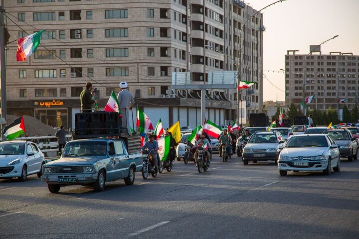 Rapora Wêneyî | Civata Gelê Motorsewaran a Qomê li hev demê bi yekemîn salvegera şehîdên xizmetê