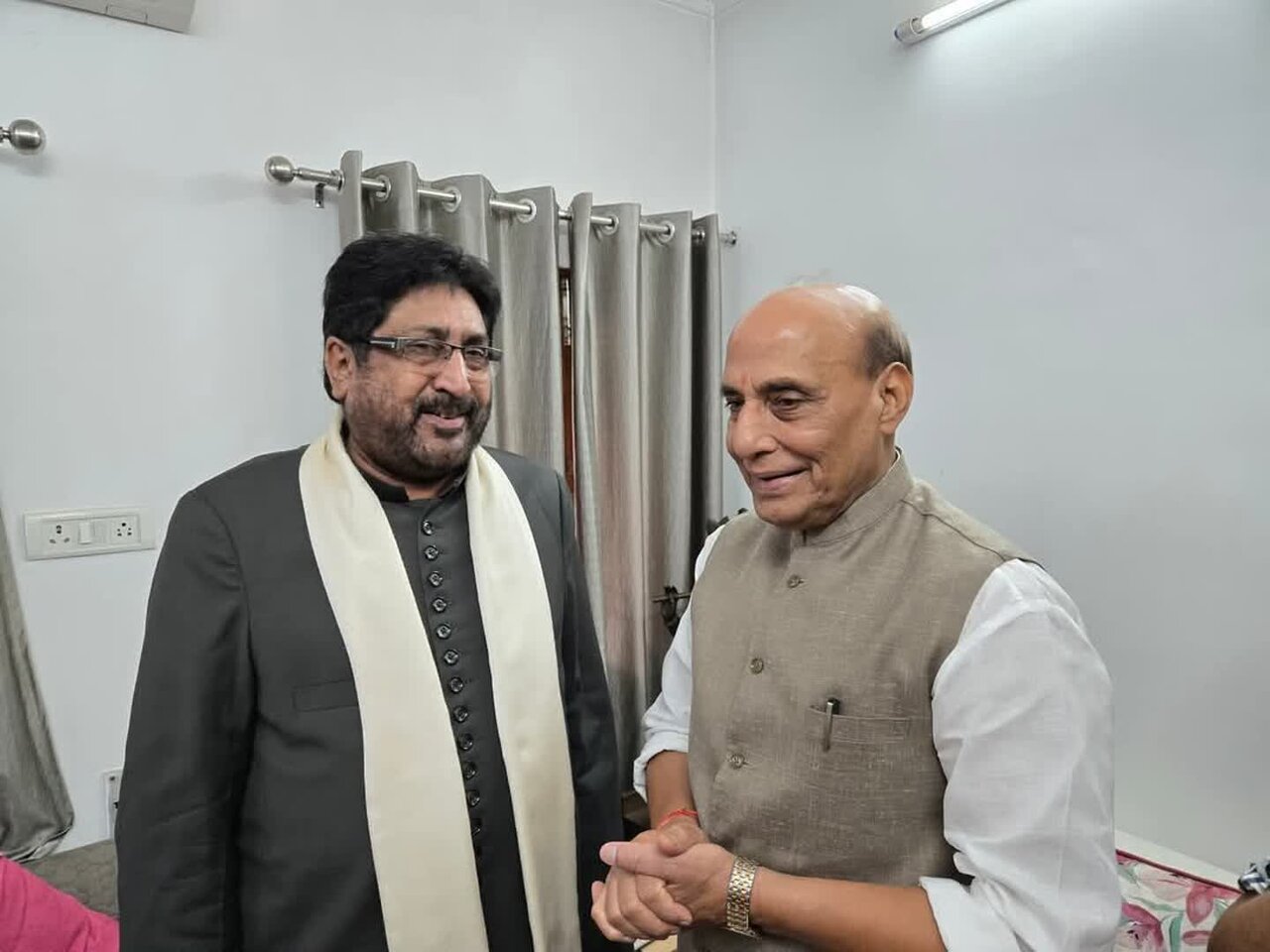 Indian Defence Minister met speaker of All India Shia Personal Law Board