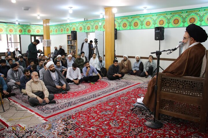 مراسم سالگرد شهادت شهید جمهور و شهدای خدمت در حوزه علمیه اصفهان