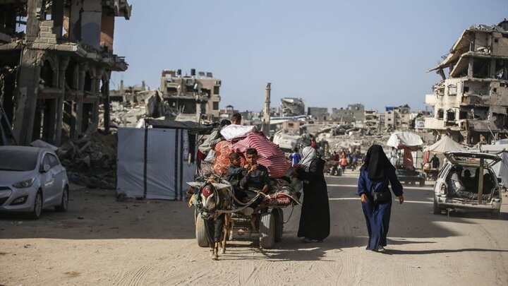 تقرير مصور| نزوح الفلسطينيين من مخيم جباليا للاجئين بفعل القصف والحصار الصهيوني