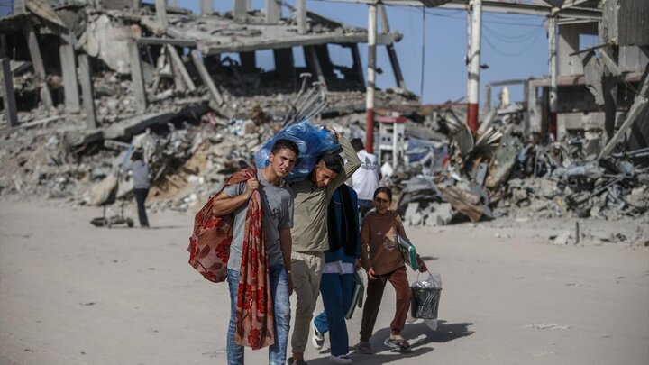 تقرير مصور| نزوح الفلسطينيين من مخيم جباليا للاجئين بفعل القصف والحصار الصهيوني