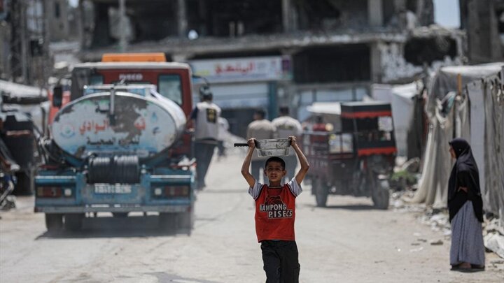 تقرير مصور| أزمة ماء شديدة في مخيم الشاطئ للنازحين بسبب حصار يفرض الكيان الصهيوني