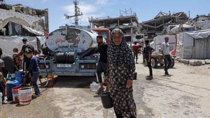 تقرير مصور| أزمة ماء شديدة في مخيم الشاطئ للنازحين بسبب حصار يفرض الكيان الصهيوني