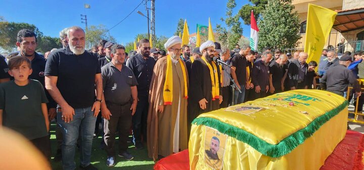 حزب الله وجماهير المقاومة يشيّعون الشّهيد عيسى قطيش في حولا